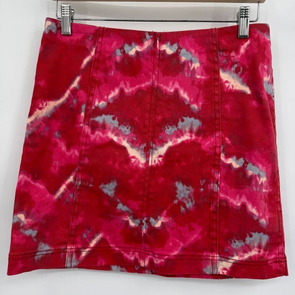 Free People Tie Dye Denim Mini Skirt Pink Red Boho Festival Y2K Size 10